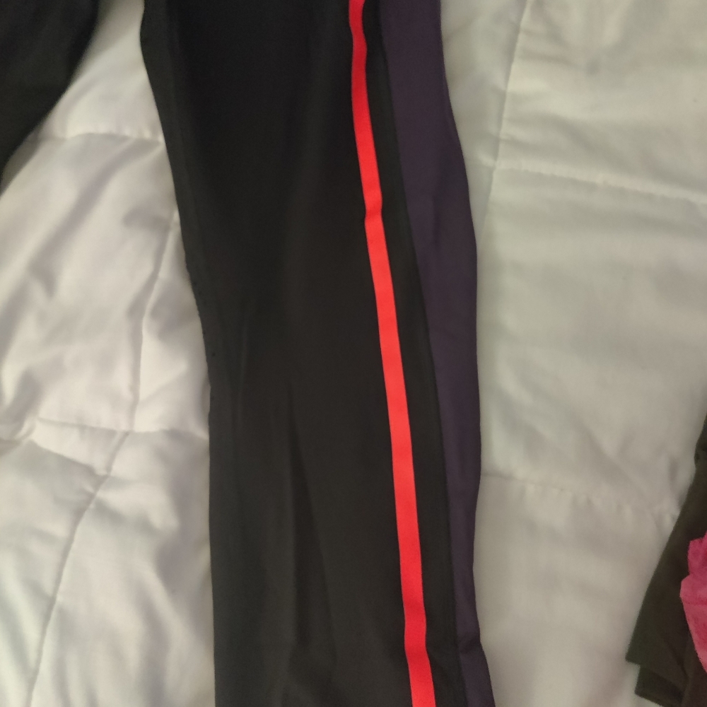 Workout pants - Picture 2 of 8